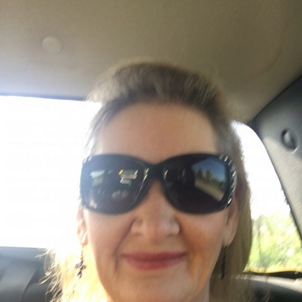 Meet your Posher, Kathy b.